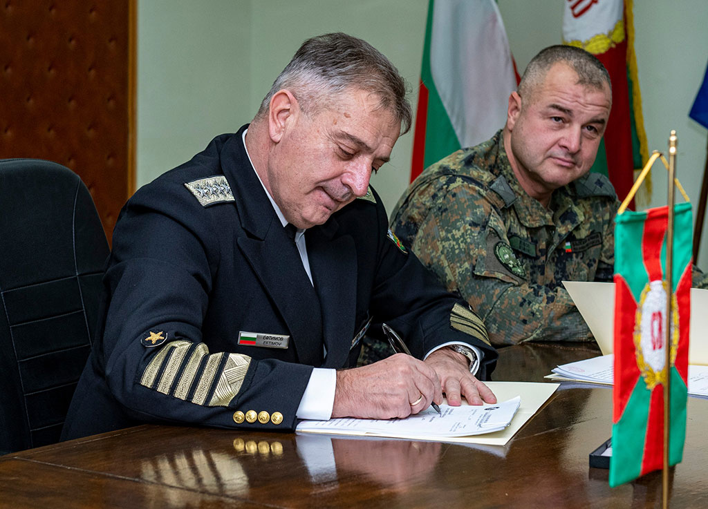 Генерал-майор Деян Дешков встъпи в длъжност командир на Сухопътни войски