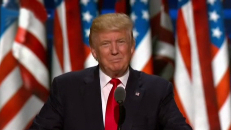 „Да запазим Америка велика“ – с нов лозунг Доналд Тръмп откри предизборната си кампания