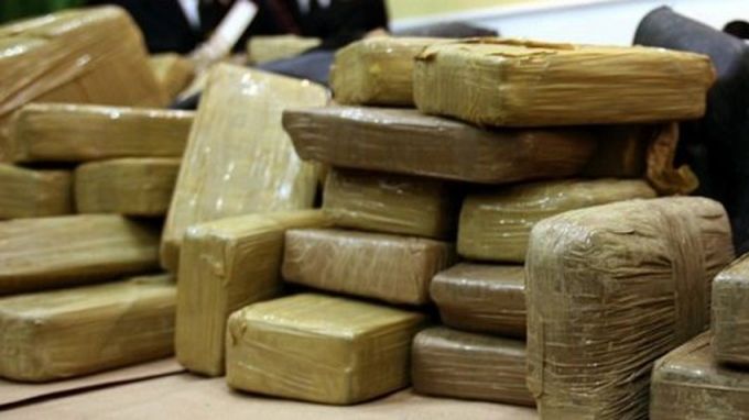 Заловиха кокаин за 200 000 евро в Румъния