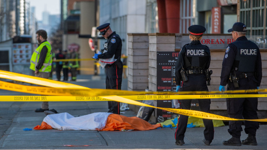 Стрелба в Торонто, един човек е убит, петима са ранени
