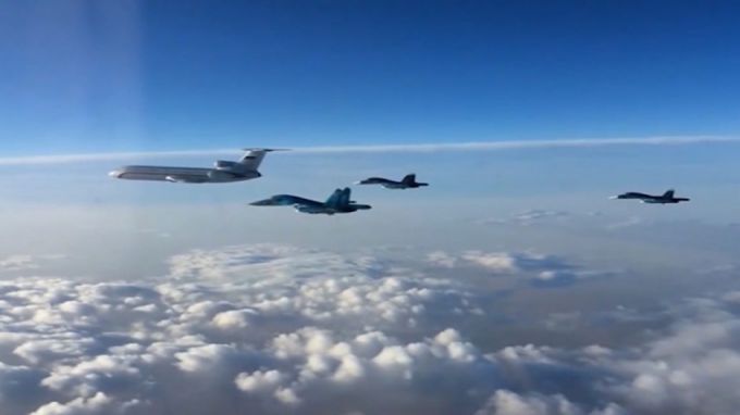 Русия съобщи за въздушни удари край Славянск и други райони на Украйна