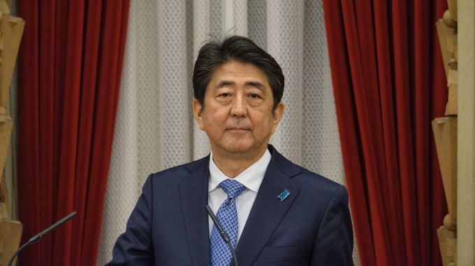 Почина бившият премиер на Япония Шиндзо Абе