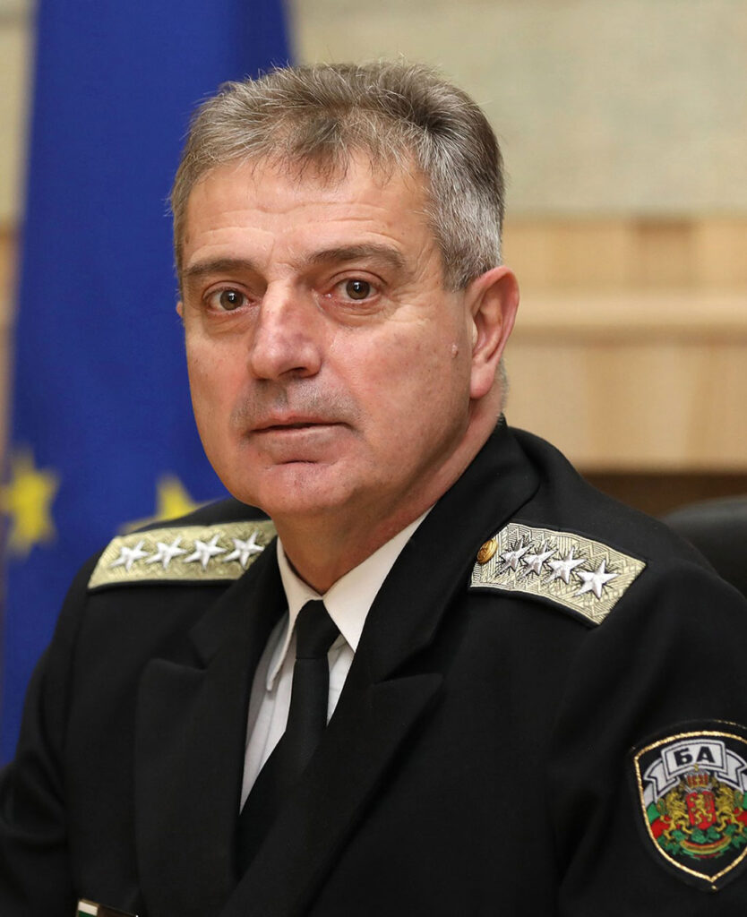 Началникът на отбраната адмирал Емил Ефтимов ще участва в пролетните сесии на Военните комитети на Европейския съюз и НАТО