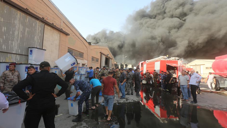 Поредният кървав протест в Ирак: Най-малко 14 убити и стотици ранени в Кербала