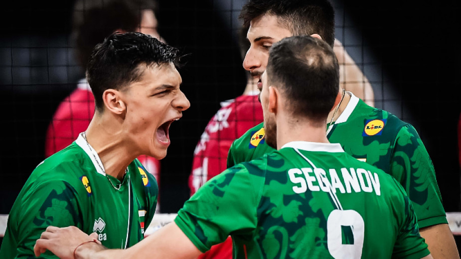 България загуби от Канада на олимпийския квалификационен турнир по волейбол в Китай