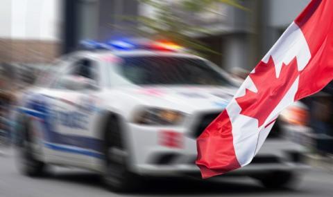 Канадски полицаи застреляха двама нападатели на банка