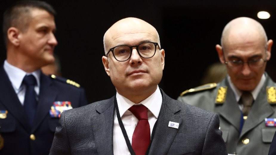 Сръбският министър на отбраната: Ако получим заповед от президента, армията ще влезе в Косово - armymedia.bg Сръбският министър на отбраната: Ако получим заповед от президента, армията ще влезе в Косово
