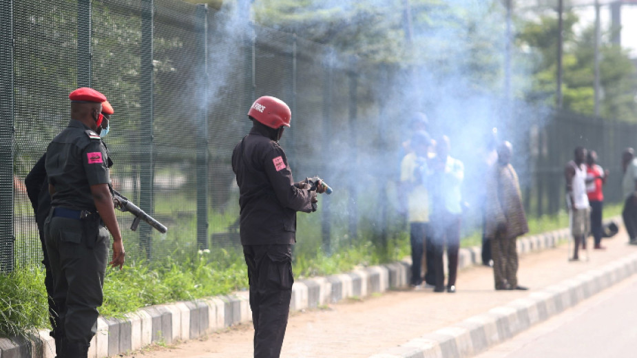 Въоръжени лица в Нигерия убиха 12 души при четири нападения