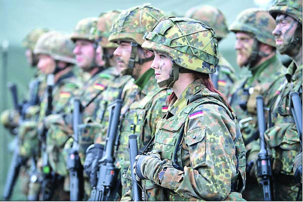 Германия изпраща още 350 войници в Литва, Великобритания – също толкова в Полша, заради напрежението между Русия и Украйна