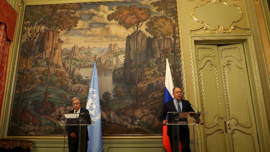 ООН е готова да спасява човешки живот в Мариупол, каза Гутериш на Лавров