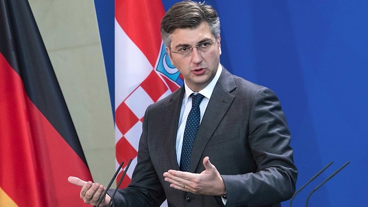 Хърватският премиер: Сърбия да внимава чия страна заема