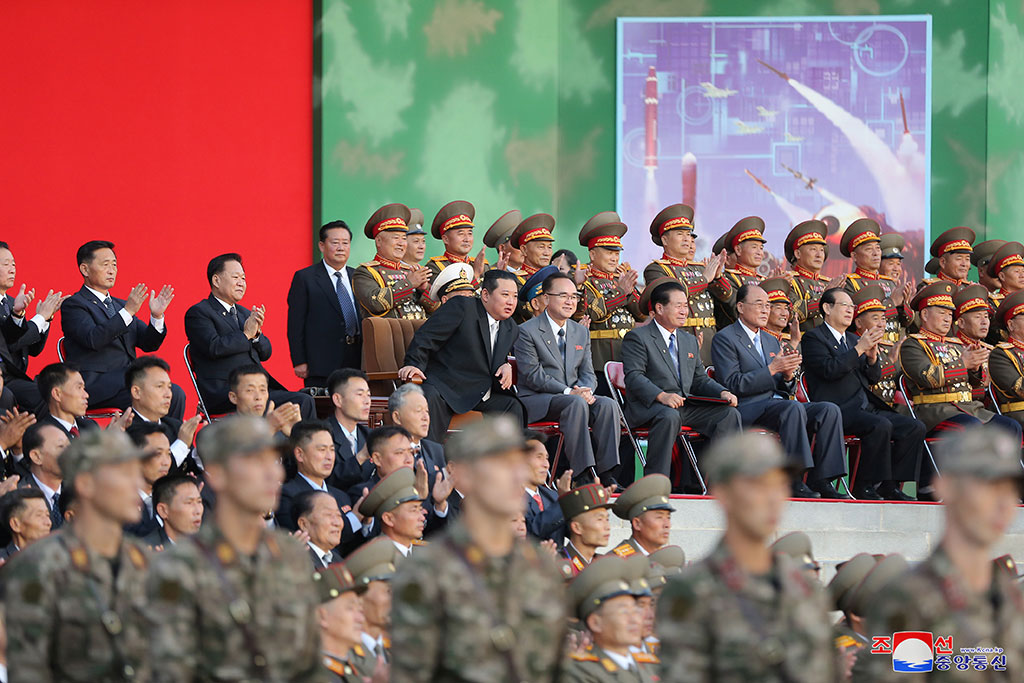 Севернокорейската армия показа „силата и смелостта“ си чрез демонстрация на бойни изкуства