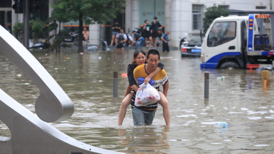 Китай след наводненията – продължава да расте броя на загиналите