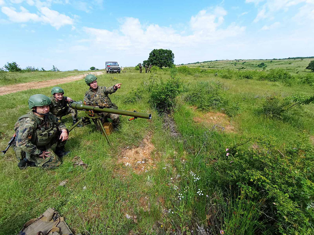 - armymedia.bg