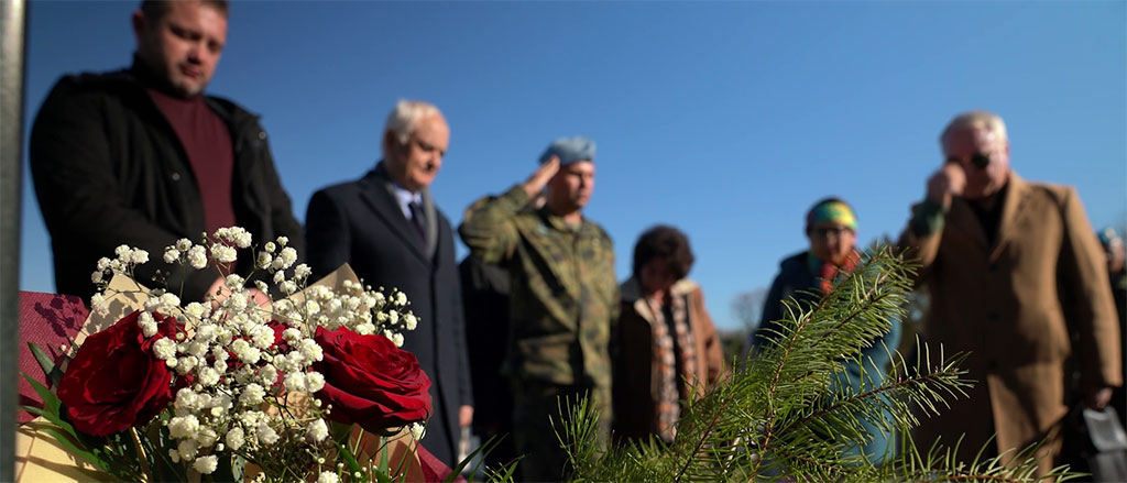 В Крумовград почетоха паметта на загиналия в Ирак старши лейтенант Николай Саръев