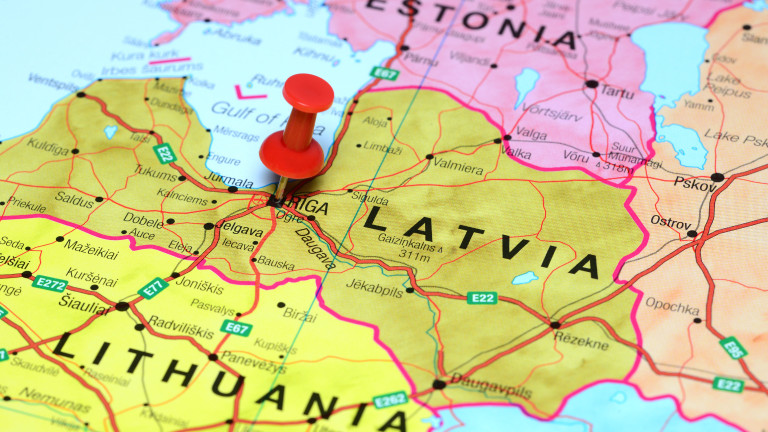 Латвия ще допринесе с 10 милиона евро за чешката инициатива за артилерийски снаряди за Украйна