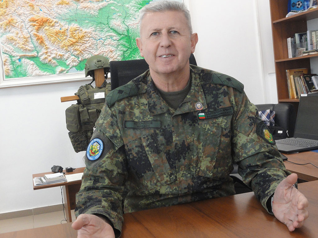 Бригаден генерал Маргарит Михайлов: Имаме недостиг от младши офицери