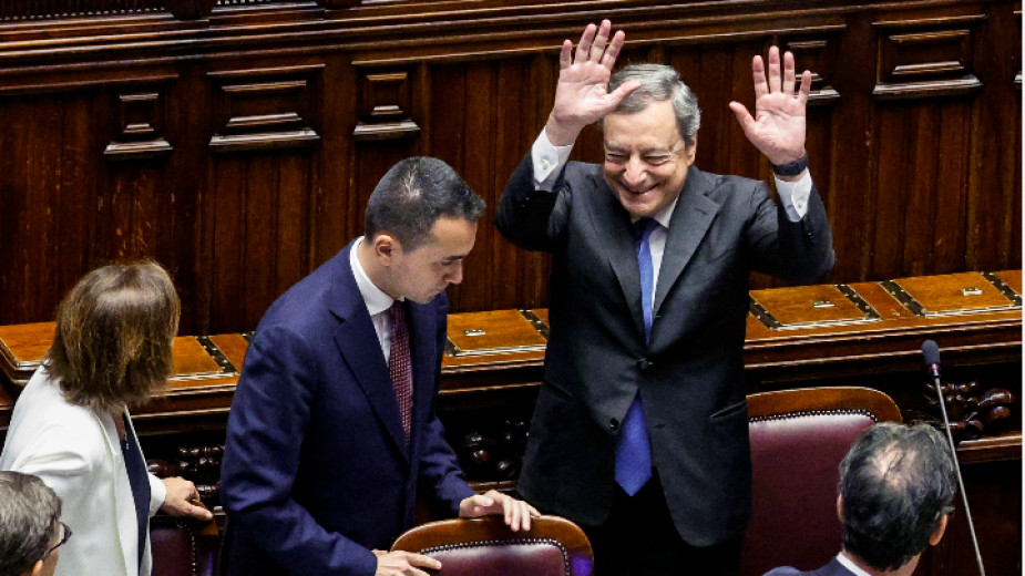 Президентът на Италия разпуска парламента, ще има предсрочни избори