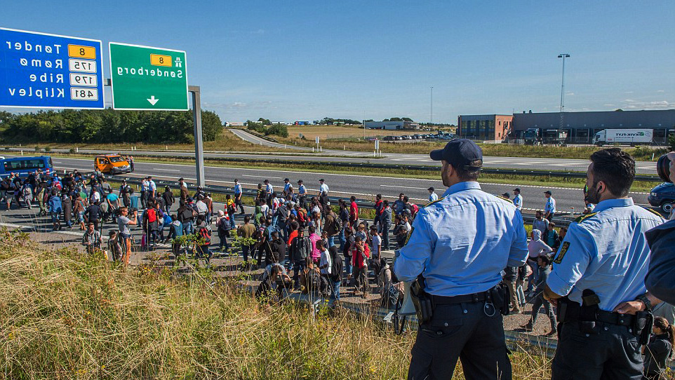 Швеция въведе граничен контрол за влизащите от Дания