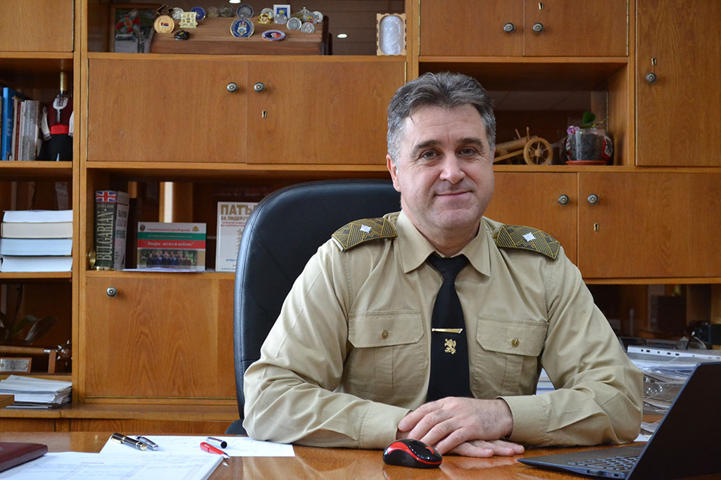 Бригаден генерал Иван Маламов: Две трети от местата за кандидат-курсанти са в НВУ