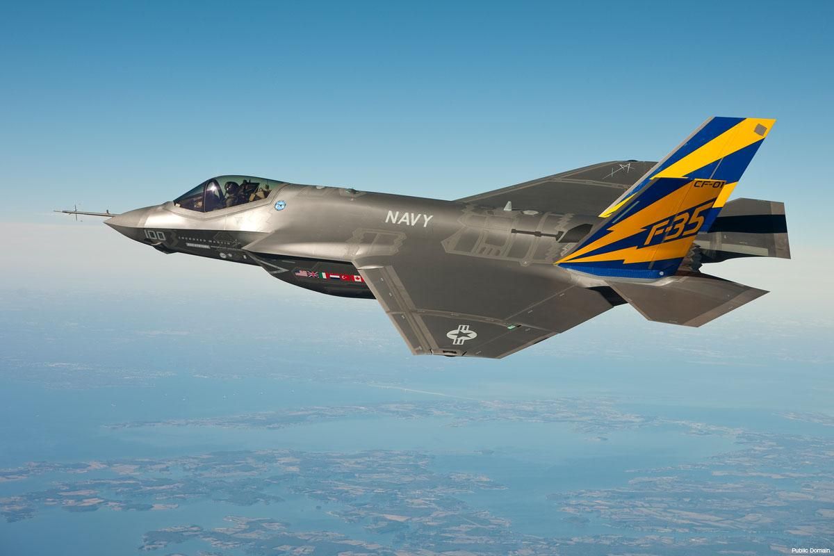 „Райнметал“ ще произвежда части за изтребители F-35