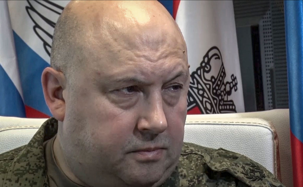 Руският „генерал Армагедон“ е подложен на натиск да постигне резултати на бойното поле след отстъплението от Херсон