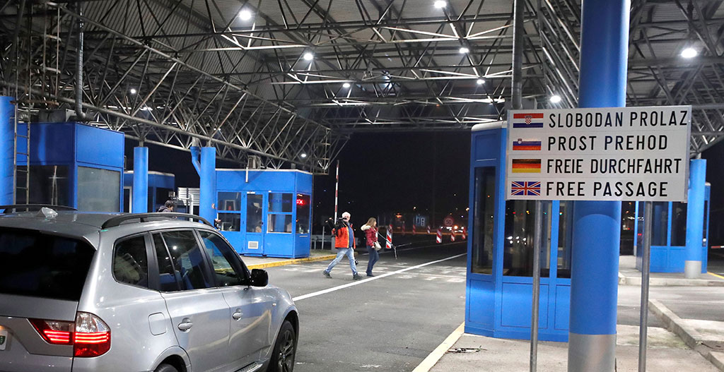 Отлагането на мечтата на България и Румъния за Шенген помага на Русия, пише „ИЮ обзървър“