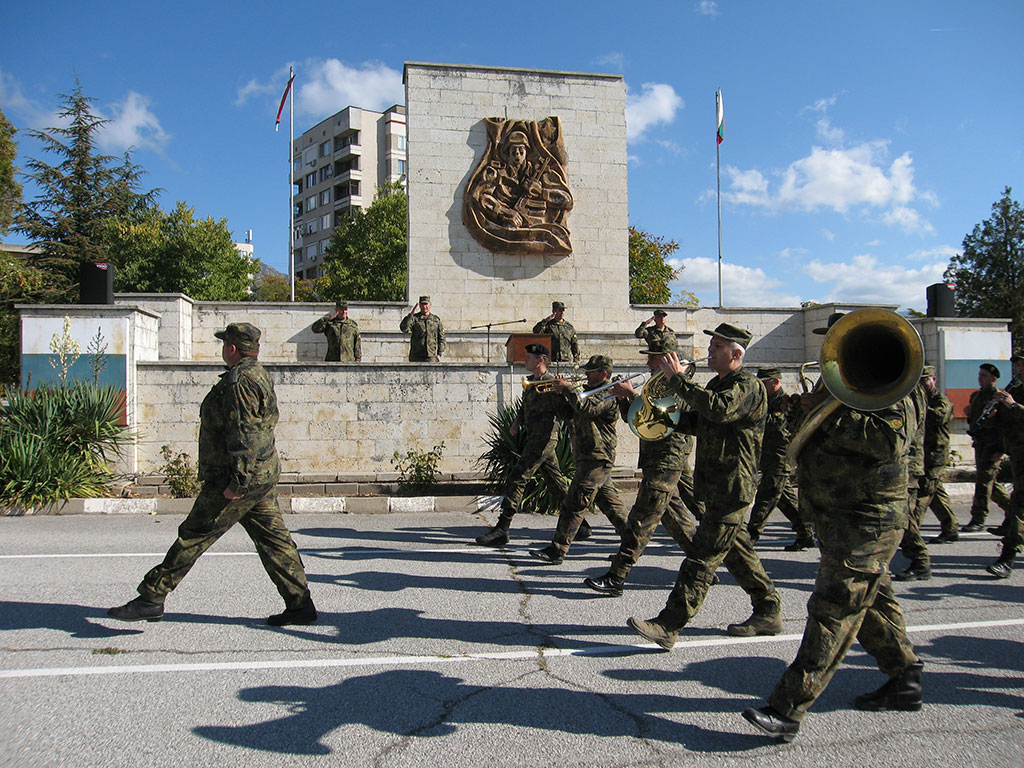 - armymedia.bg