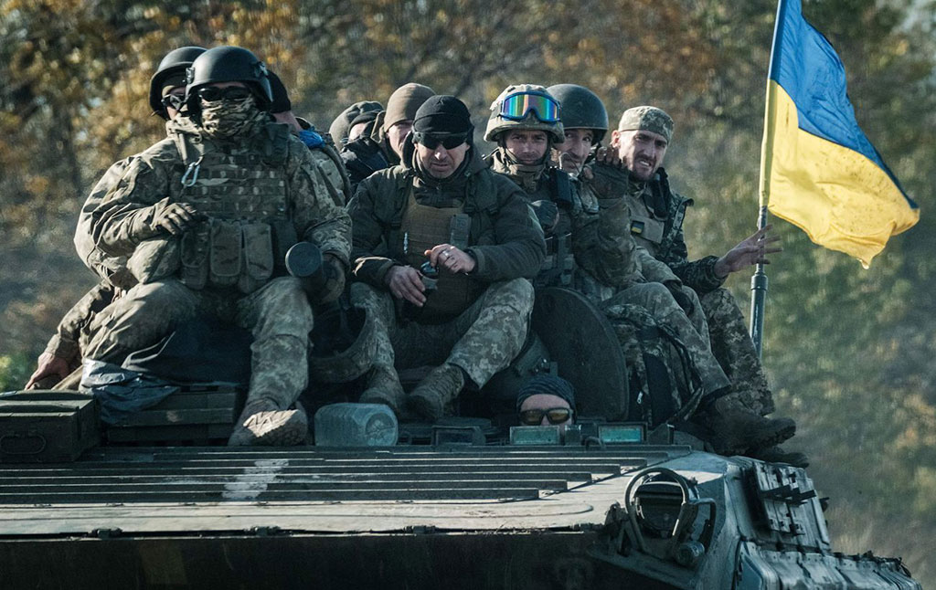 Полша и Литва са готови да помогнат на Украйна за връщането на нейни граждани, подлежащи на военна служба, но как ще стане това на практика
