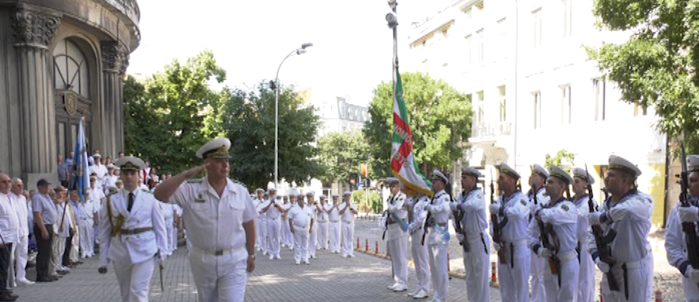 Флотът отбеляза годишнината от рождението на контраадмирал Иван Вариклечков
