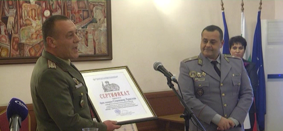 За втори път командир на БА получи награда от Военноисторическата комисия