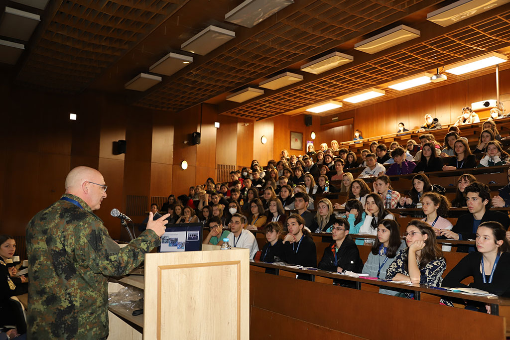 - armymedia.bg