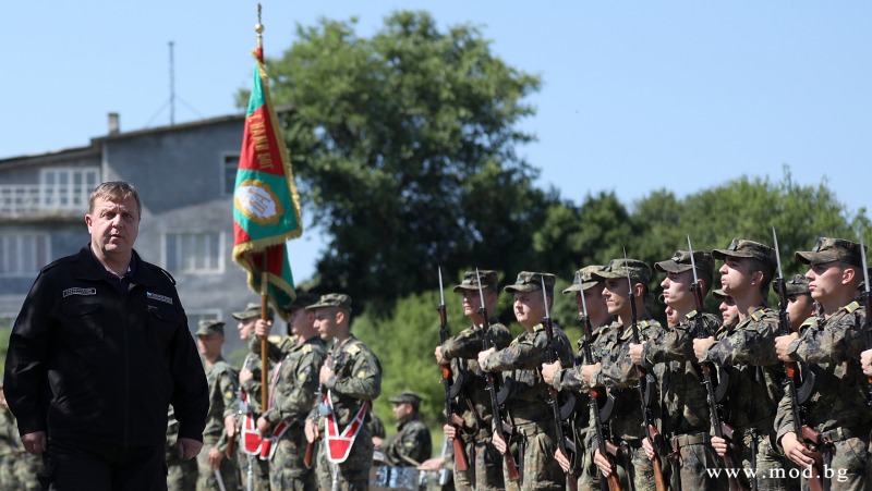Министърът на отбраната Красимир Каракачанов: Всеки български гражданин трябва да има възможност да премине доброволна военна подготовка