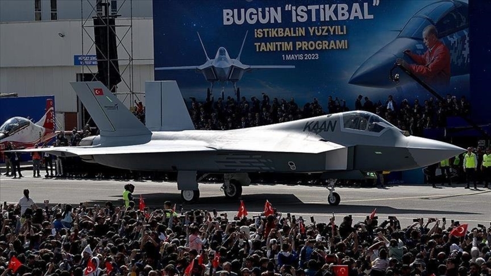 Турският изтребител Каан ще полети след тестове за високоскоростно рулиране