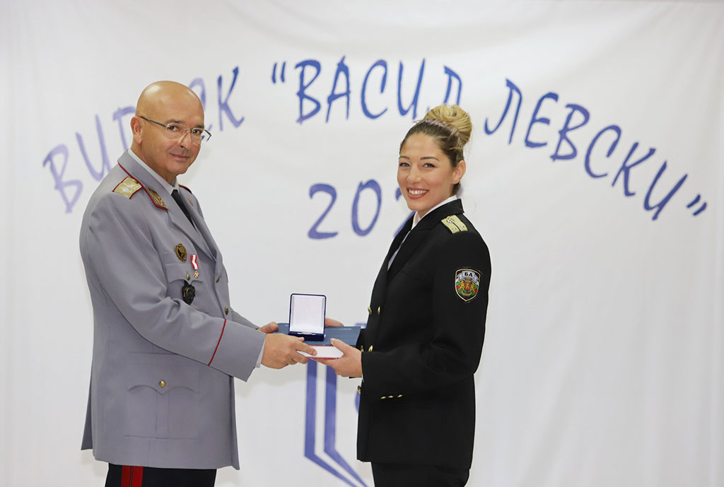 - armymedia.bg