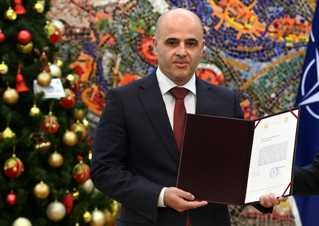 Промените в Конституцията в Скопие – в решаваща фаза