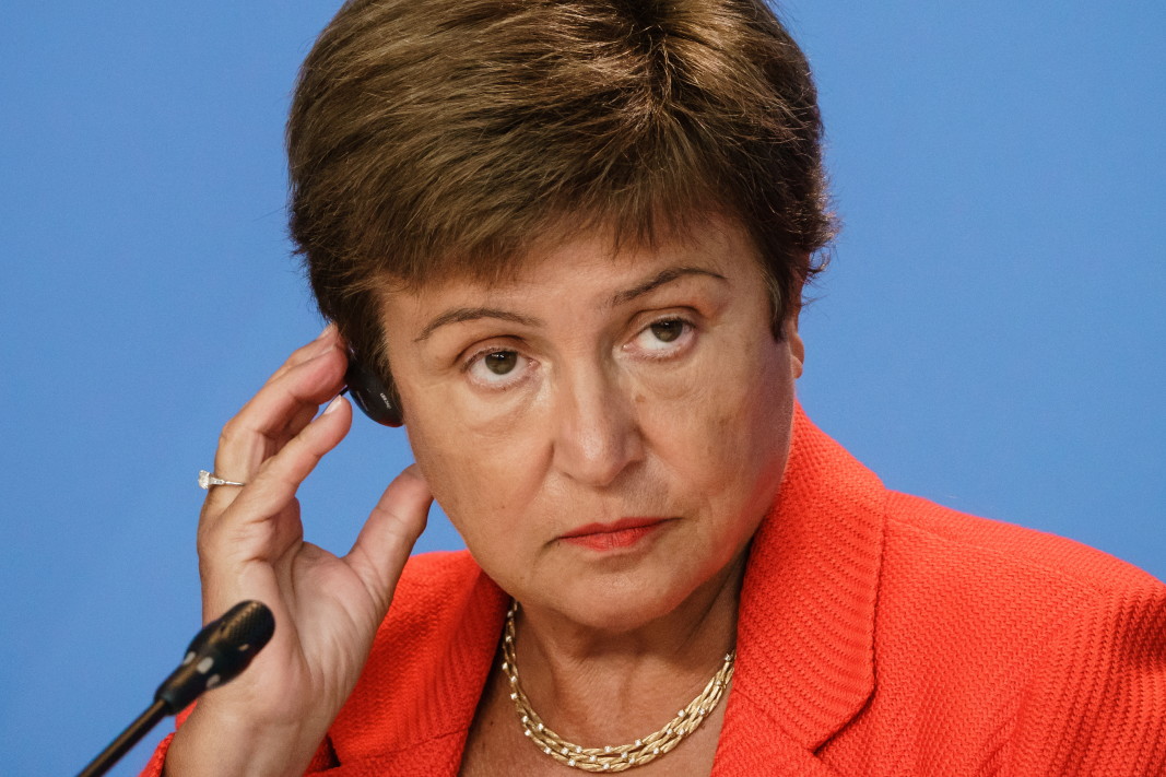 Кристалина Георгиева оцеля като шеф на МВФ