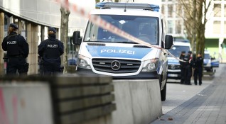 Експлозия и стрелба във Франция – писмо бомба в Париж, стрелба в училище в град Грас
