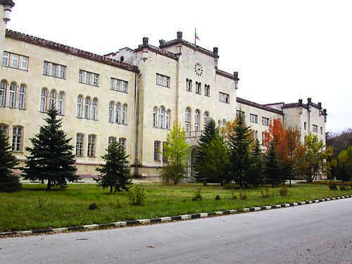 България е имала три военни академии