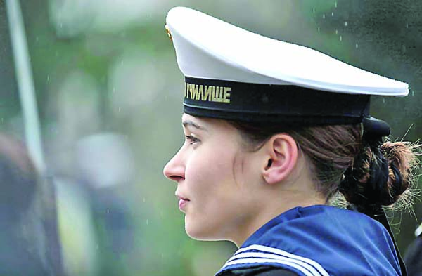 Жените в  армията – някъде екзотика, другаде реалност