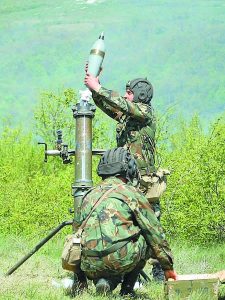 Минохвъргачките са едни от най-разпространените в зоната на военни конфликти. - armymedia.bg Минохвъргачките са едни от най-разпространените в зоната на военни конфликти.