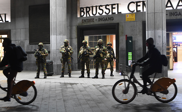 Терористичната заплаха в Белгия остава на трето ниво след призивите на „Ислямска държава“ за атаки