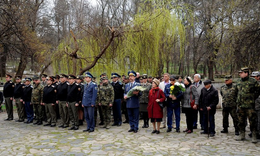 Военна академия „Г. С. Раковски“ отбеляза тържествено 152 години от рождението на полк. Борис Дрангов! - armymedia.bg Военна академия „Г. С. Раковски“ отбеляза тържествено 152 години от рождението на полк. Борис Дрангов!