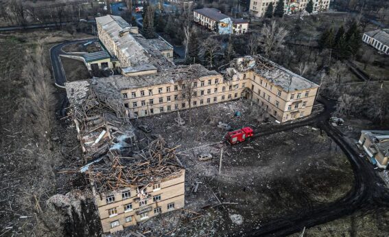 Русия е изстреляла по украинската територия 12 дрона и 4 ракети през нощта, 9 от дроновете са били свалени, заяви Киев