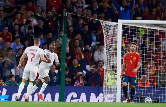 Англия шокира Испания на контраатака