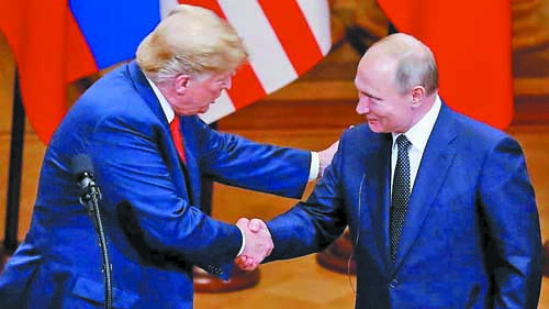 Тръмп и Путин се срещат в Париж