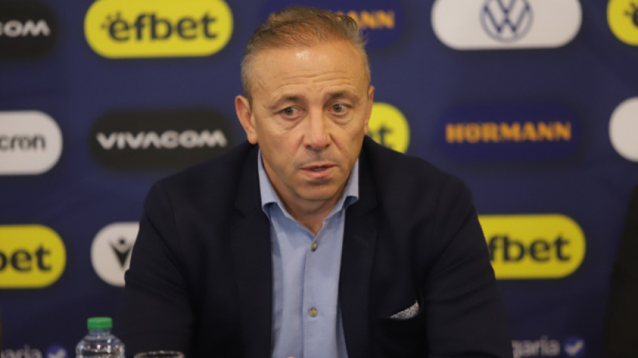 Илиан Илиев обяви групата на националите за мачовете от турнира FIFA Series в Баку