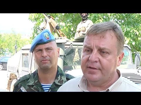 Красимир Каракачанов: МО не е Дядо Коледа, за да подарява военни имоти