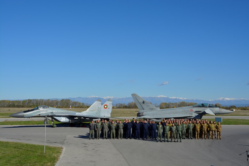 Завърши съвместното изпълнение на мисията Air Policing от ВВС на България и Италия