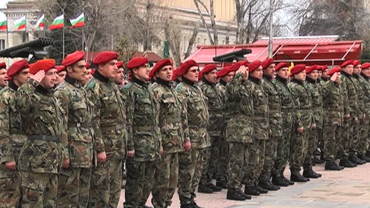 Двоен празник за Четвърти артилерийски полк – Асеновград
